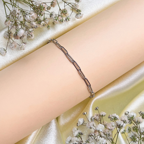 Essential Sleek Link Chain Bracelet